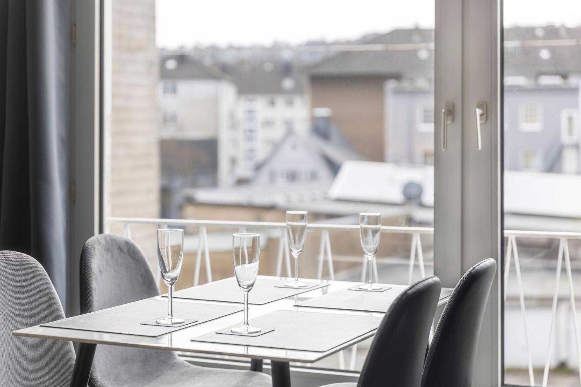 44 Apartments - Modern, Gemuetlich, Wlan, Balkon, Stellplatz Wuppertal Eksteriør bilde